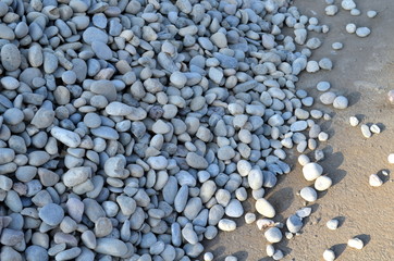 viele Steine