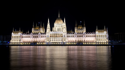 Fototapeta premium The Parliament of Budapest