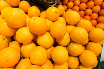 Citrus fruit on the supermarket stall
