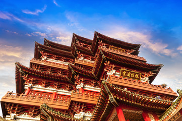 Blue sky and white clouds, ancient Chinese architecture