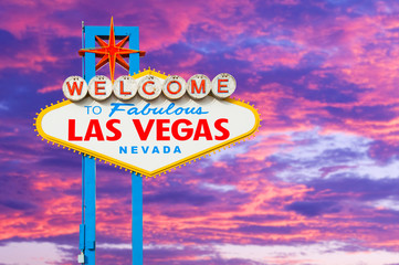 Welcome to Las Vegas Sign © somchaij