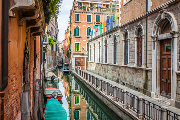Fototapeta na wymiar Beautiful view on the Venice city in Italy with canal