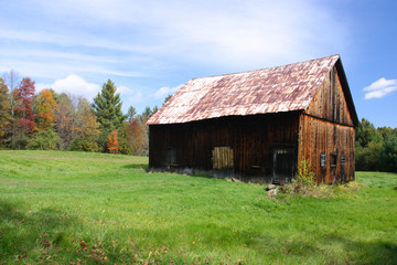 Obraz premium old barn on a farm ..