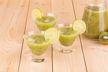 Tasty kiwi smoothie.