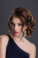 Stylish Lady with Precious Gem - Platinum Eardrops with Jewels - 71122517