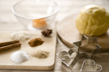 Keksausstecher und Kekserlteig