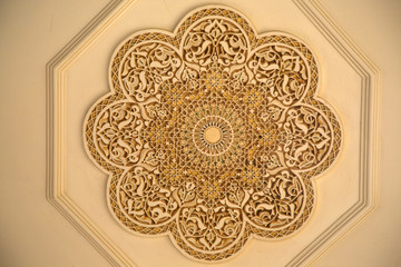 Arabic shape © BGStock72