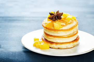 pancakes with caramelized apples