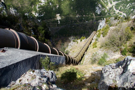 Conduite forc&eacute;e,Haute vall&eacute;e de l'Aude,Pyr&eacute;n&eacute;es