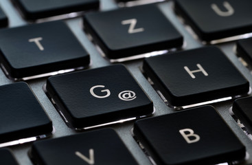 Keyboard - @ / Macro