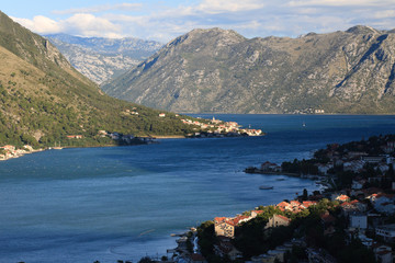 Fototapeta na wymiar morning in the Bay of Kotor in Montenegro