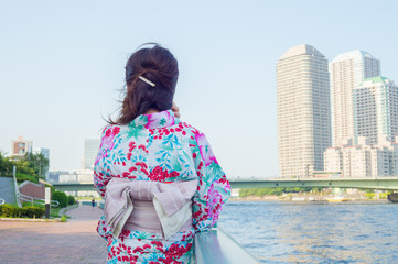 Fototapeta premium Japanese girl wearing Yukata