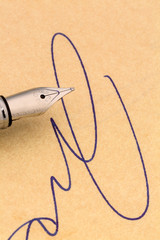 Unterschrift und Füllhalter