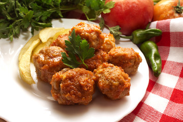 delicious meatloaf with tomato