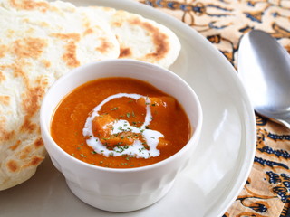 バターチキンカレーとナン