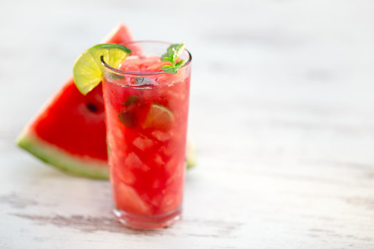 glass of watermelon juice