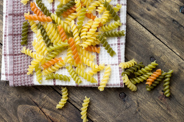 macaroni in different colors