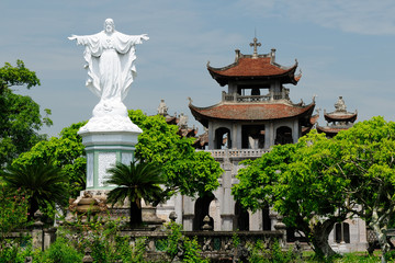 Vietnam - Phat Diem Cathedral