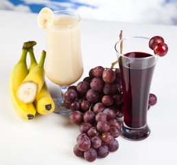 Fruits, vegetables, fruit juices, vegetable juices, healthy food