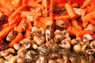 Karotten und Pilze