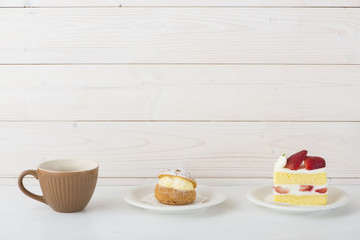 ショートケーキとシュークリーム