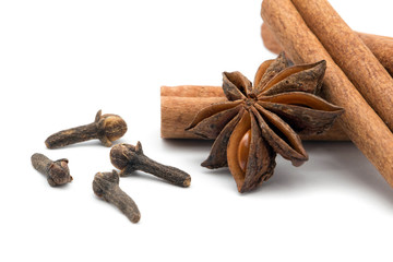 Cloves, anise and cinnamon