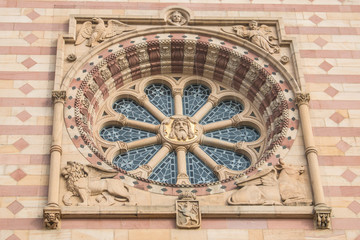 Rosette am Haupteingang des Domes zu Speyer