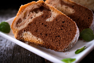 Marble cake time