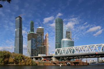 Naklejka premium Москва Сити. Осенний день.