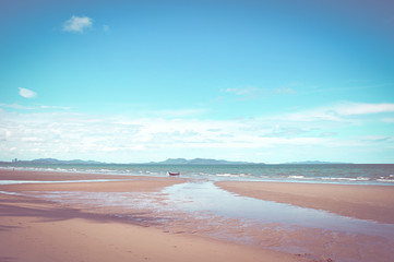 Beach when the tide is low - retro style lighting effect