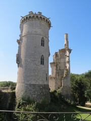 Cher - Mehun-sur-Yèvre - Vue sur le château