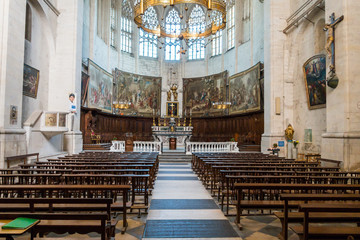 Fototapeta premium Cathédrale Saint-Vincent de Viviers