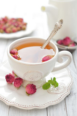 Rose tea