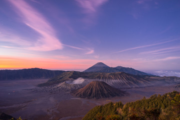 Fototapeta premium Before sunrise at Bromo mountain