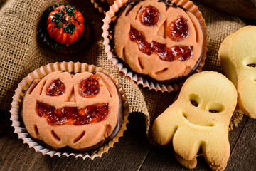 Halloween cookies, pumpkin cookies