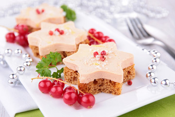 canape with foie gras