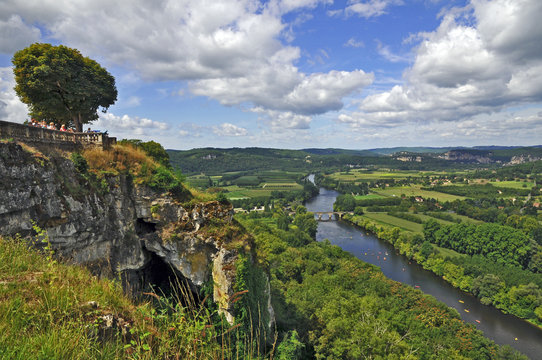 「Dordogna」の写真素材 614件の無料イラスト画像 Adobe Stock