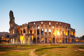Fototapeta na wymiar Colosseum at night. Rome - Italy