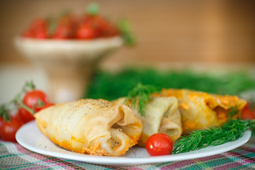 braised cabbage leaves wrapped rolls
