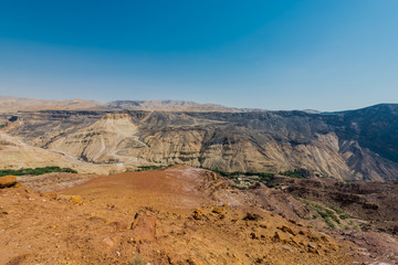 Fototapeta na wymiar kings way desert road Dead Sea Jordan
