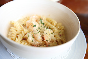 macaroni shrimp