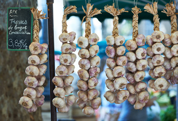 Garlic for sale in Provence France