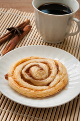 Obraz na płótnie Canvas Cinnamon rolls on a plate,dessert