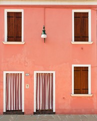 Fototapeta na wymiar Colorful houses taken on Burano island , Venice, Italy