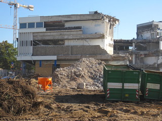 Gro&szlig;baustelle, das Kaufhaus wird abgerissen