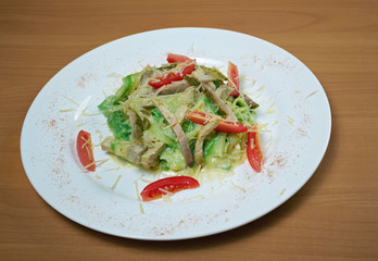 fettuccine with zucchini and beef