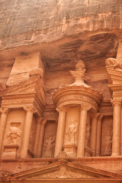 The urn atop the Treasury in Petra, Jordan