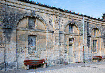 B&acirc;timent ancien