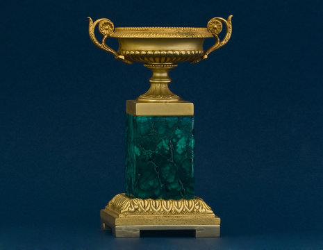 Bronze malachite vase