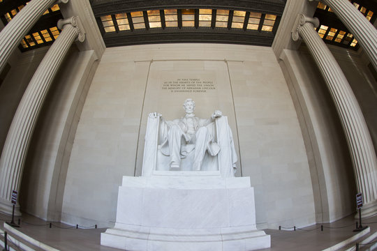 Fisheye picture of Lincoln at Lincoln memorial, Washington